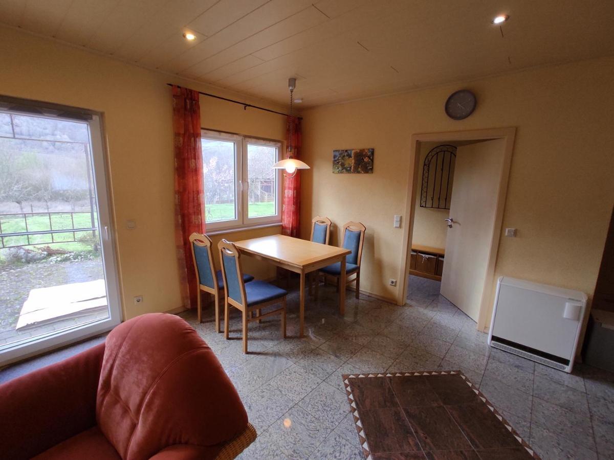 Ferienwohnung Moselferienweingut Schaefer Wintrich Exterior foto